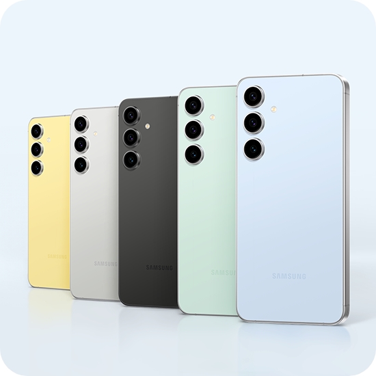 Cinci dispozitive Galaxy S24 FE în Yellow, Gray, Graphite, Mint și Blue sunt în poziție verticală, prezentând partea din spate. Dispozitivele sunt vizualizate din spate, suprapuse unul peste celălalt.